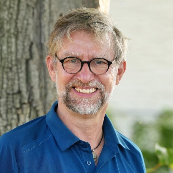 Hartmut Schüssler, Pfarrer