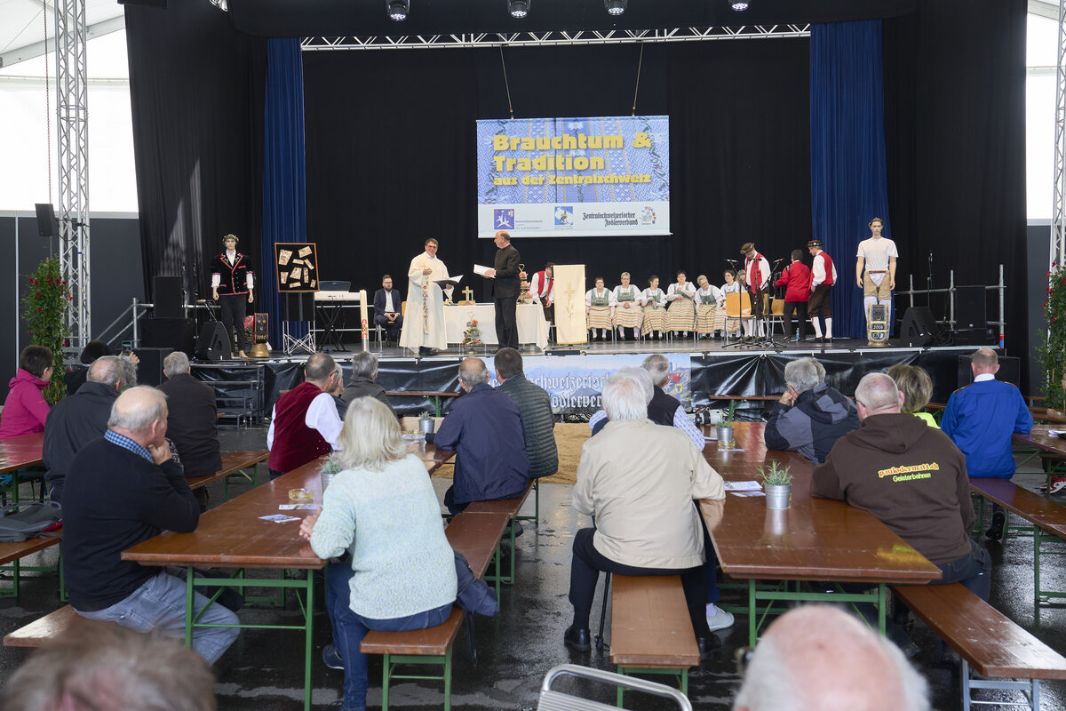 Ökumenischer Gottesdienst an der LUGA.