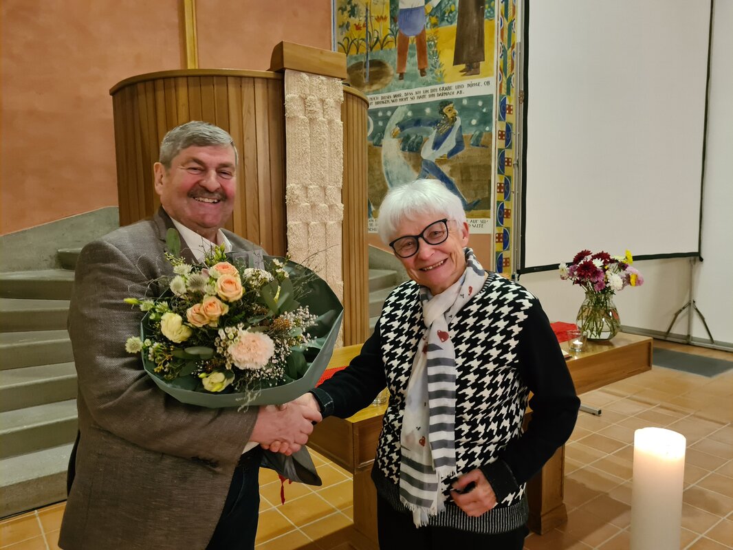 Peter Bigler, Präsident Kirchenvorstand und Rosita Bucher, Organistin Peter Bigler, Präsident Kirchenvorstand und Rosita Bucher, Organistin